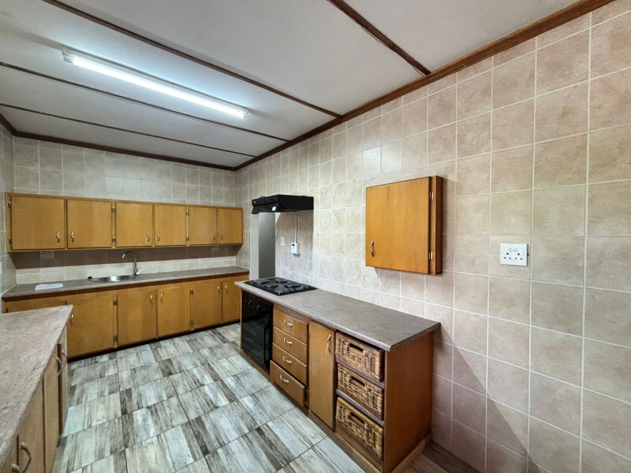 4 Bedroom Property for Sale in La Hoff North West